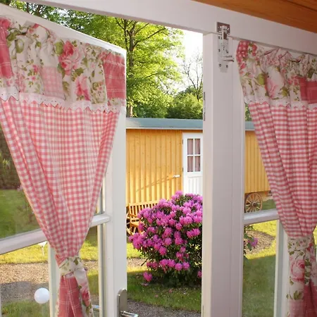 Camping Zirkuswagen *